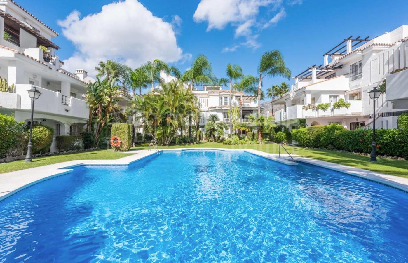 Willa 4 Bed House With Pool Walk To Puerto Banus Fast Internet Marbella Zewnętrze zdjęcie