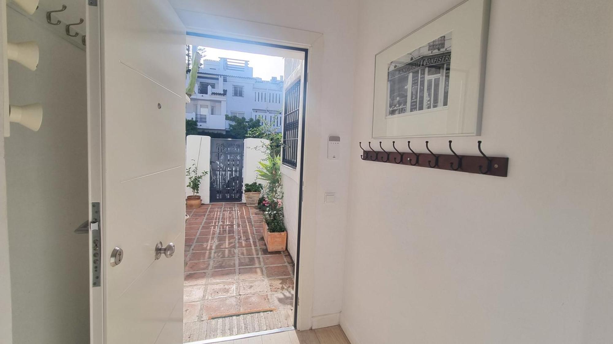 Willa 4 Bed House With Pool Walk To Puerto Banus Fast Internet Marbella Zewnętrze zdjęcie